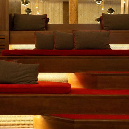 Hotel Hyatt Centric Gran Via Madryt Zewnętrze zdjęcie The interior of the lounge